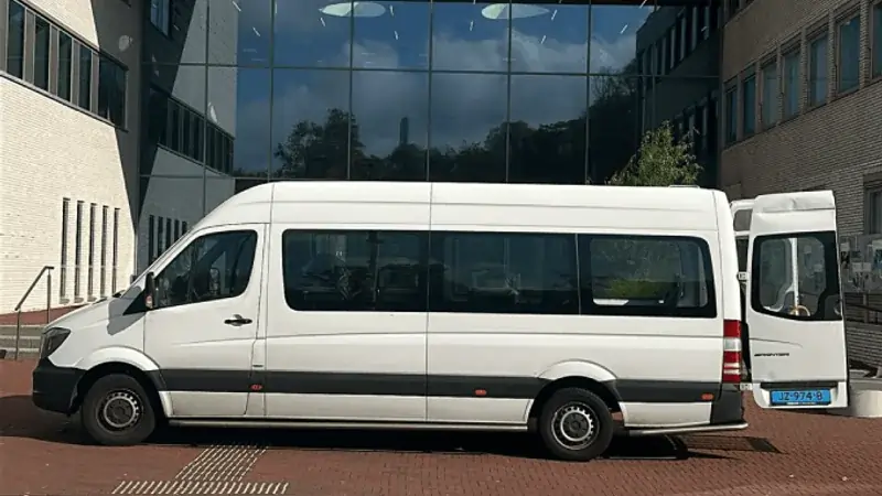Rolstoelbus voor vervoer vanuit Volendam